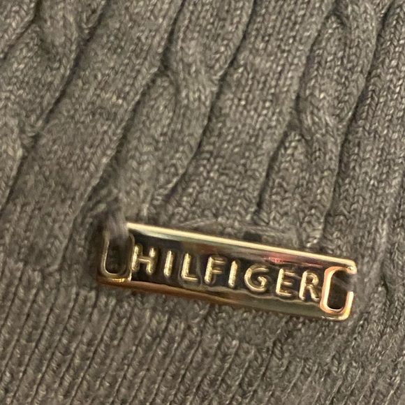 ꧁Tommy Hilfiger Top꧂ - Picture 2 of 2